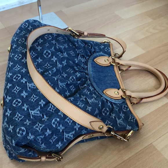 LG 🌺🌺 STUNNING 🌺🌺 Louis Vuitton Denim Neo Cabby GM - Picture 4 of 15